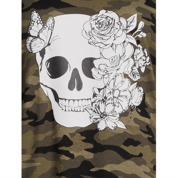 NO Boundaries Juniors Sleeveless Lace-Up Back Graphic Skull Tank Top Large 11-13 - Picture 4 of 7